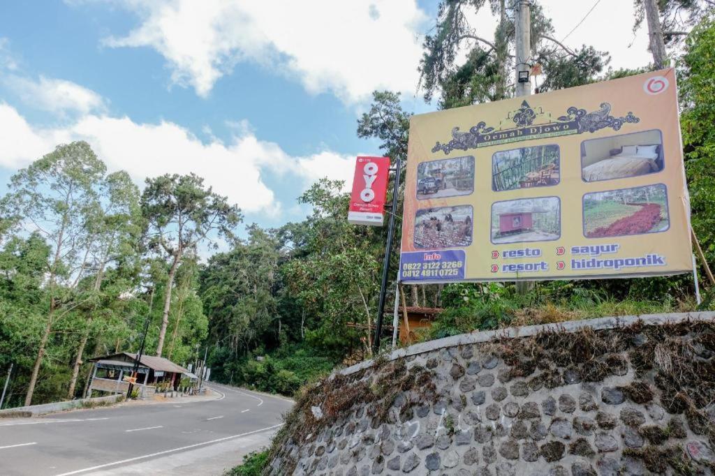 Oyo 1175 Oemah Djowo Resort Magetan Екстериор снимка